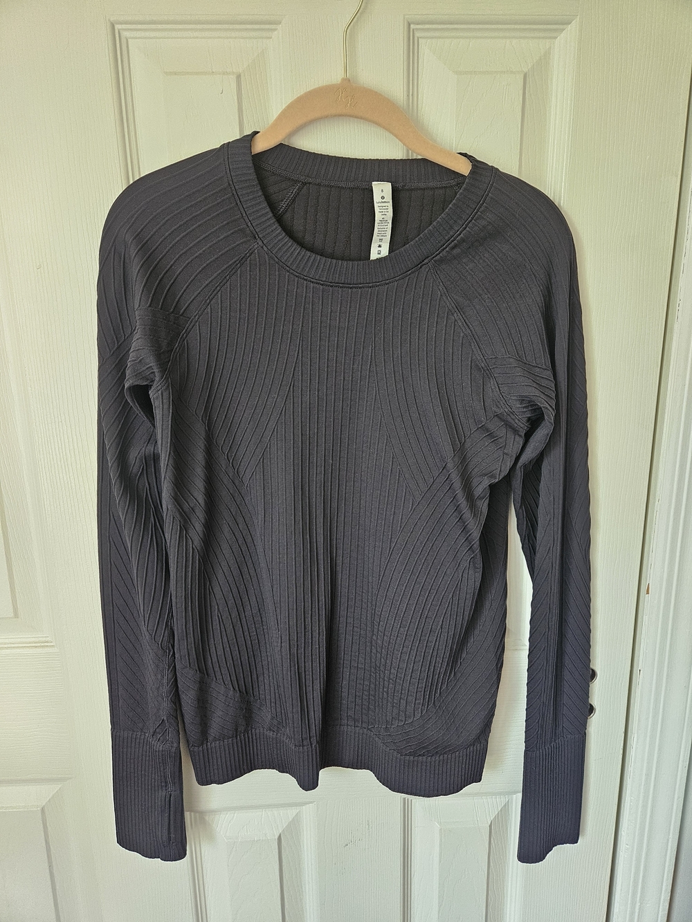 Lululemon Ribbed Crewneck Sweater in Black,  Size 8